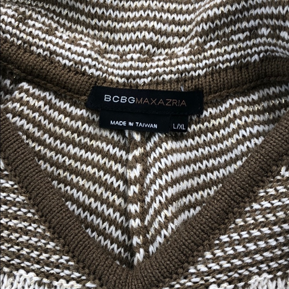 BCBG MAXAZRIA Poncho - Picture 6 of 6
